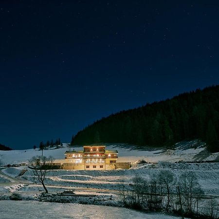 Hotel Studnicky Vernár エクステリア 写真