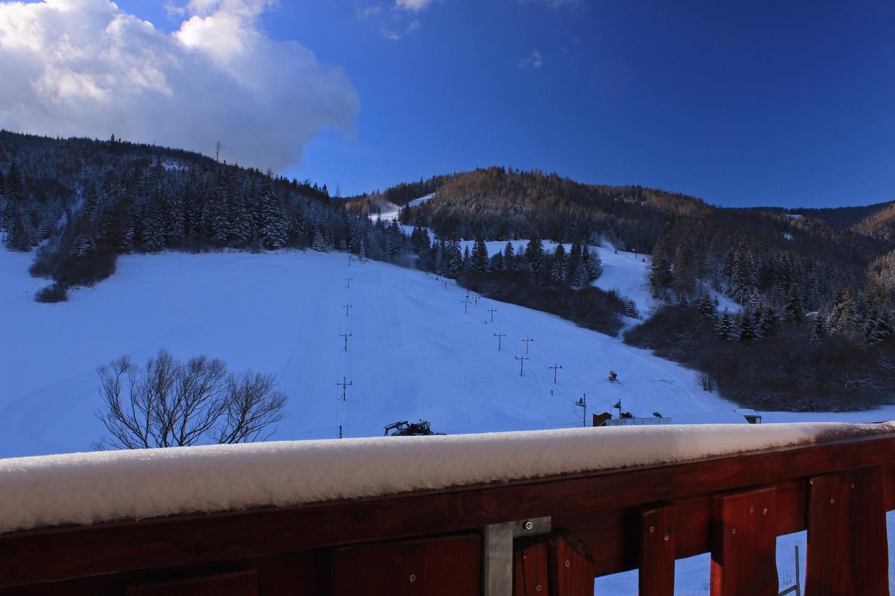 Hotel Studnicky Vernár エクステリア 写真