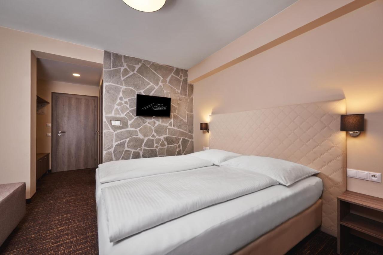 Hotel Studnicky Vernár エクステリア 写真