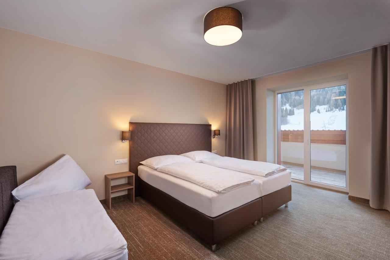 Hotel Studnicky Vernár エクステリア 写真