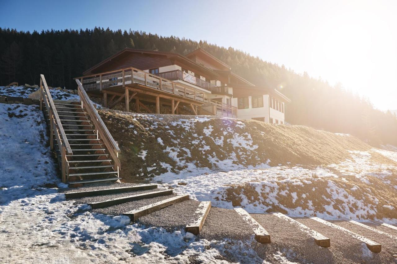 Hotel Studnicky Vernár エクステリア 写真
